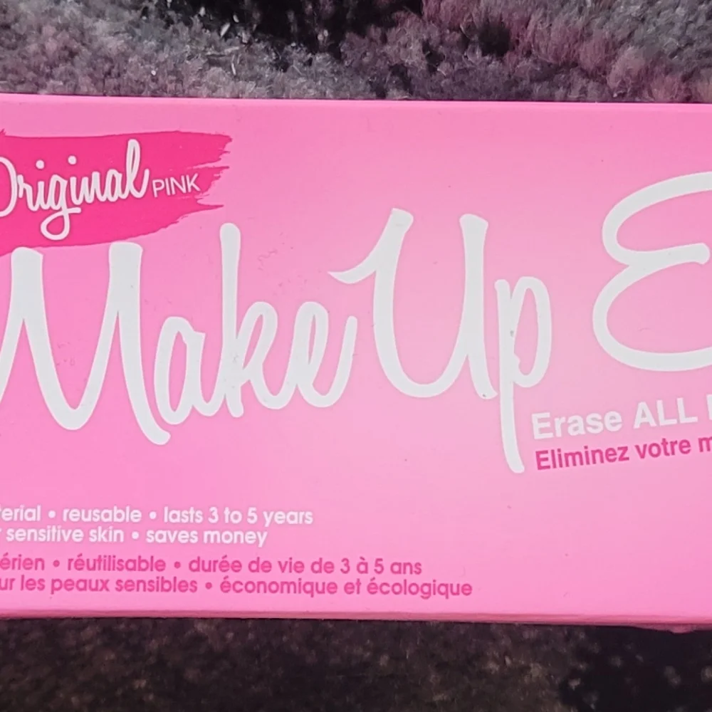 Make-up Eraser - Picture 1 of 1